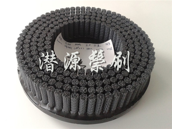 ��ֱ����ע���ӽ���׹�ȥë��Բ��ˢ