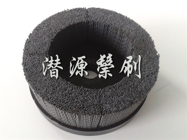 ��ע�Ͷ��洦���׹�ĥ��Բ��ˢ